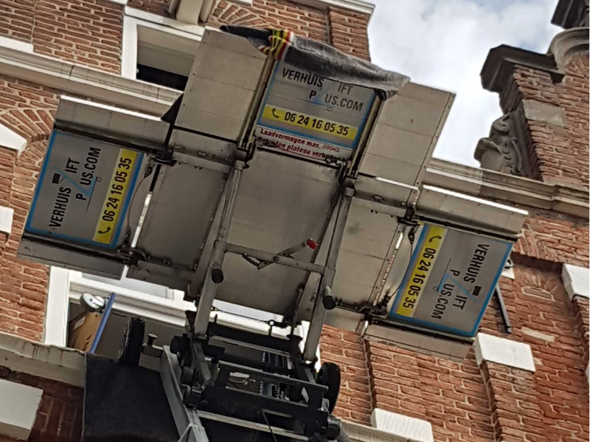 verhuislift in de binnenstad van Arnhem